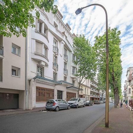 Le George V - Appartement Centre Ville Et Parking Vichy Exteriör bild